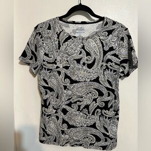 Croft & Barrow Black and Cream Patterned Tee